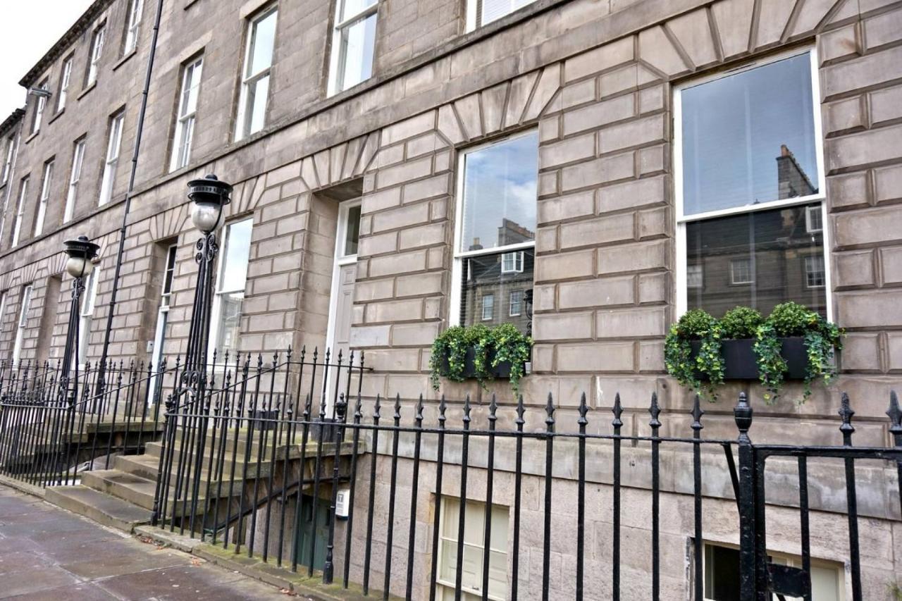 Altido Luxury Retreat In The City Centre For A Great Price Edinburgh Exterior photo